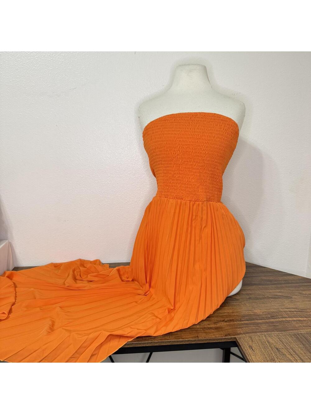 SHEIN Orange Strapless Pleated Midi Dress Size M